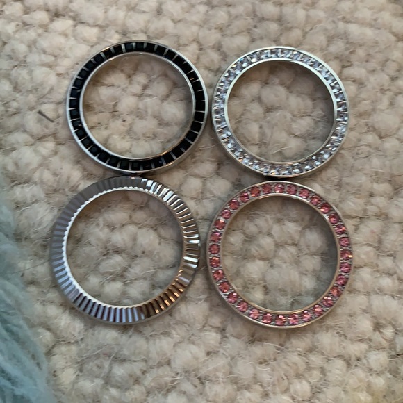 Invicta No22876 WR 100M. Flame-fusion crystal - Picture 8 of 17